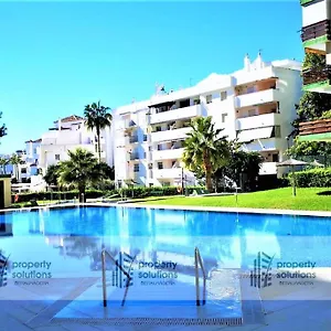 N135 - - Piscina Abierta Todo El Año - Playa A 300 Metros Benalmádena